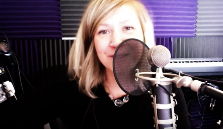 Online Worship With Lindsy Tucker